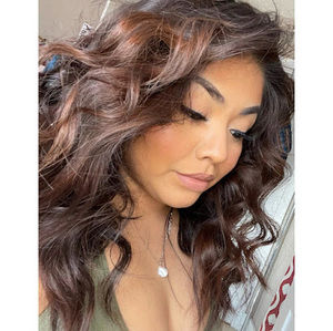 Meet your Posher, Linda